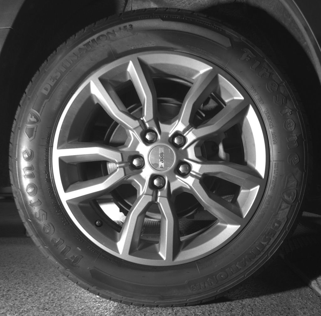 Used 2024 GMC Terrain SLT AWD/4WD image 13
