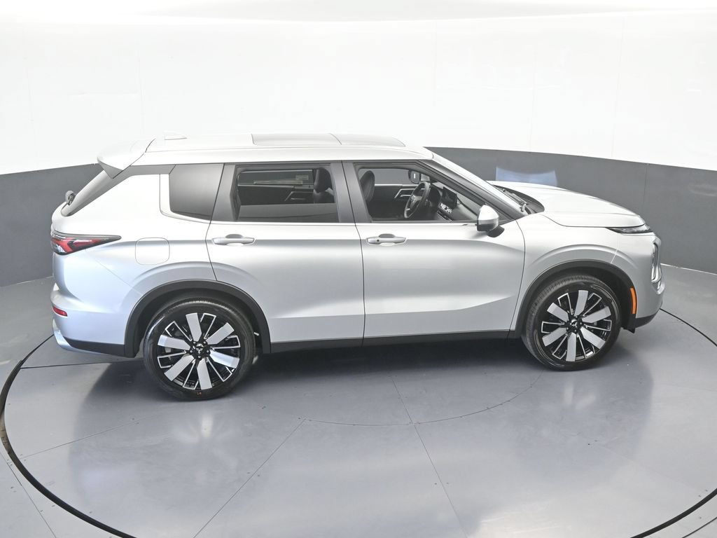 New 2026 Mitsubishi Outlander SE FWD image 60