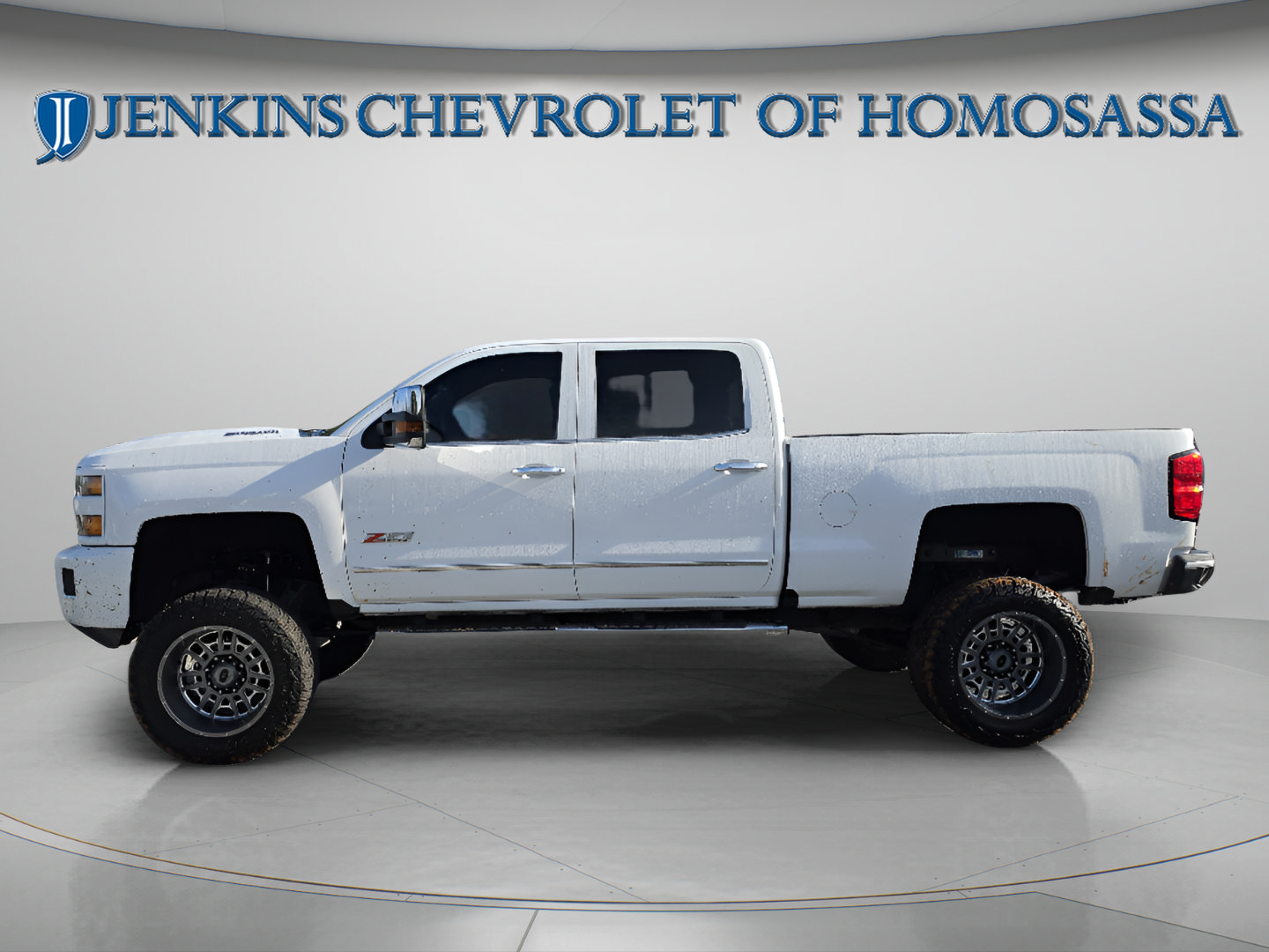 Used 2018 Chevrolet Silverado 2500 LTZ w/ Duramax Plus Package AWD/4WD image 9