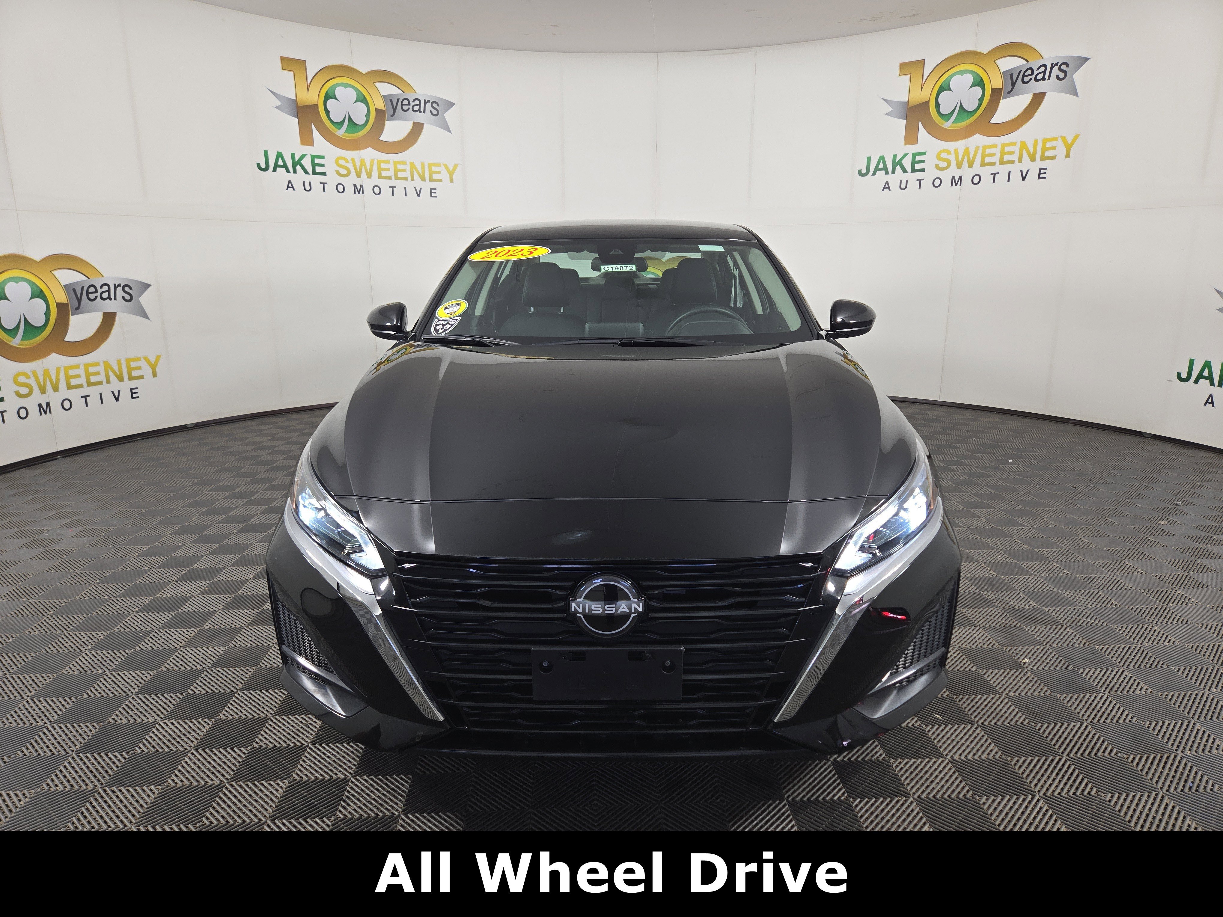 Used 2023 Nissan Altima 2.5 SV image 2