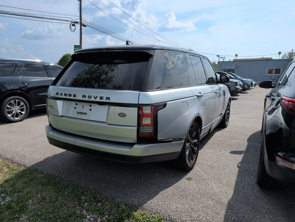 Used 2017 Land Rover Range Rover HSE AWD/4WD image 9