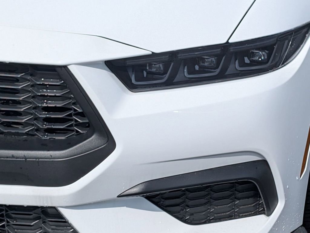 New 2026 Ford Mustang Coupe image 10