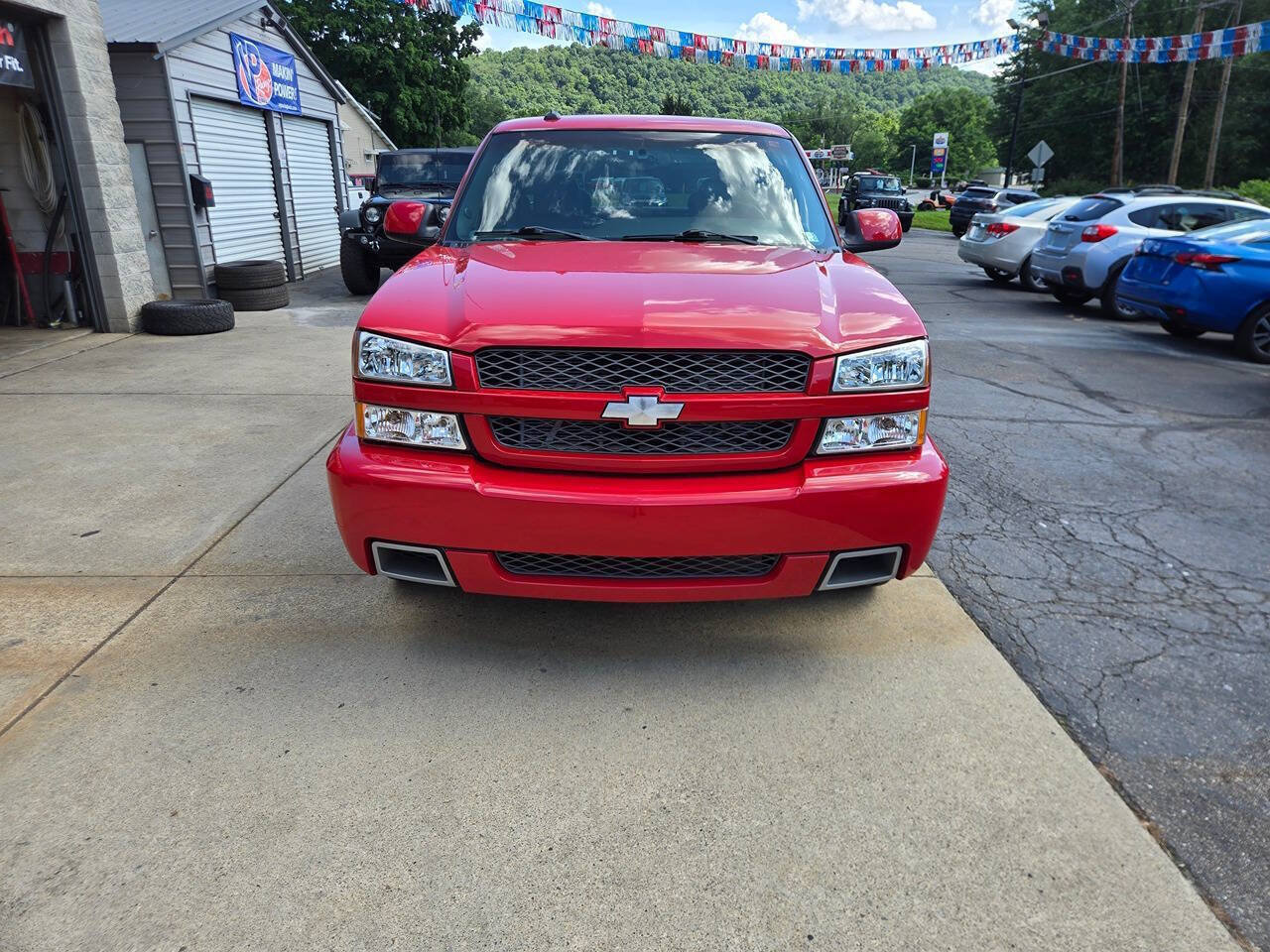 Used 2003 Chevrolet Silverado 1500 SS AWD/4WD image 2