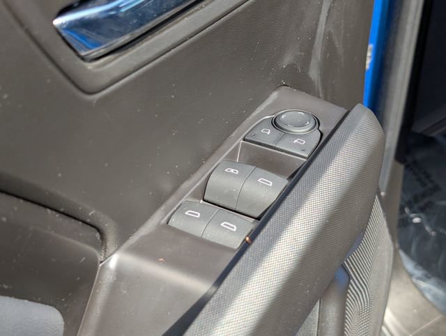 Used 2024 GMC Canyon Elevation w/ Convenience Package image 16