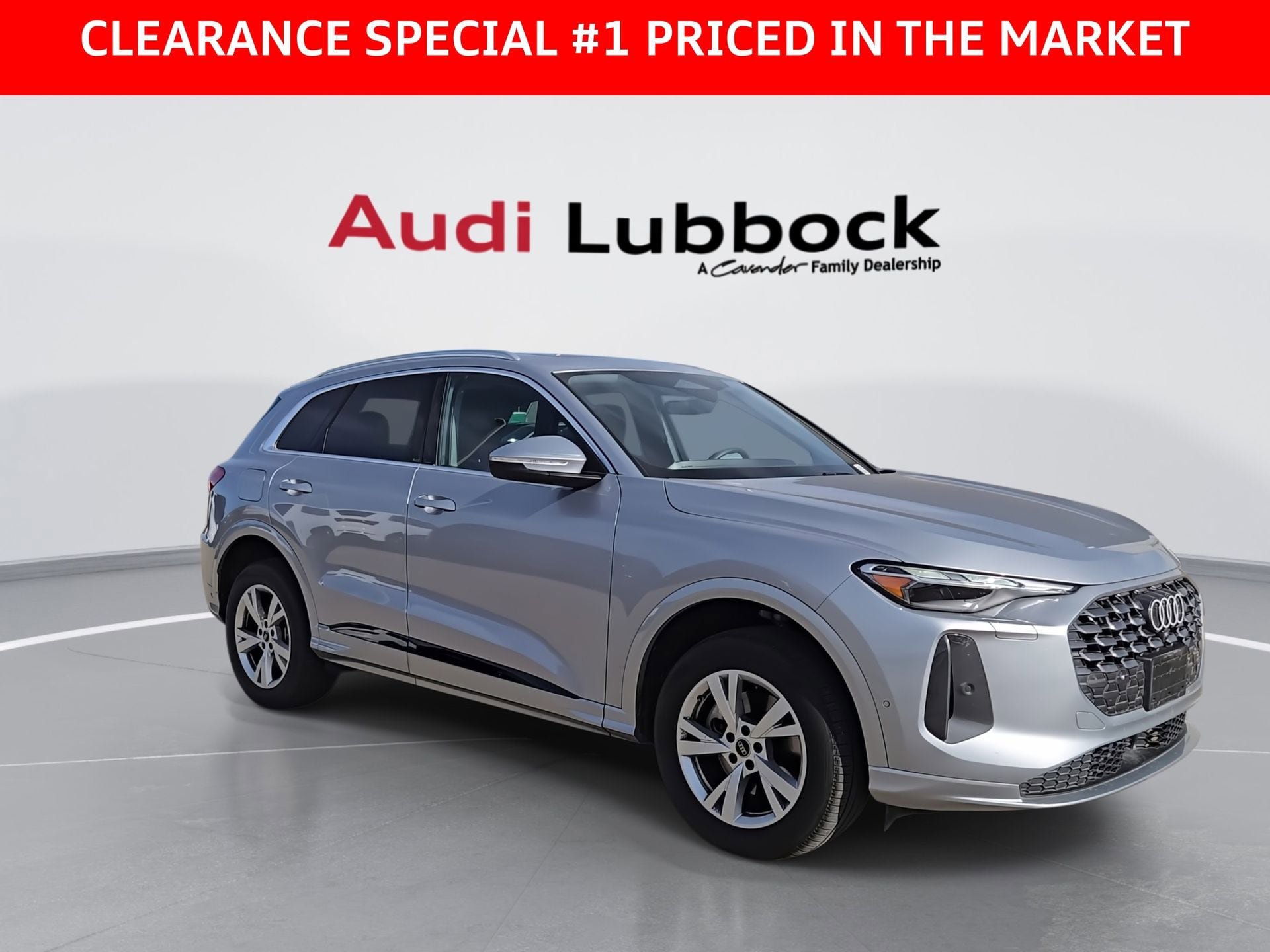 Certified 2025 Audi Q5 Premium w/ Convenience Package image 2