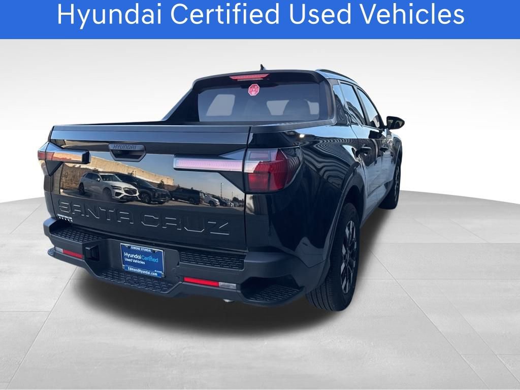 Certified 2025 Hyundai Santa Cruz SEL image 3
