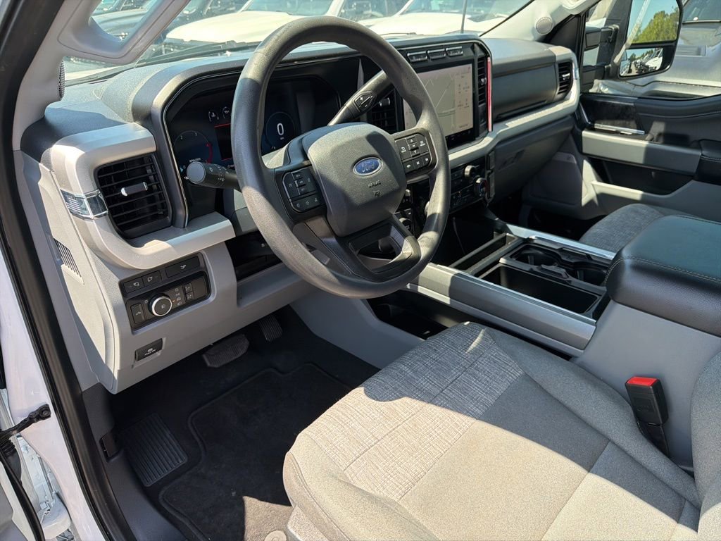 Used 2023 Ford F250 XLT w/ XLT Premium Package AWD/4WD image 35