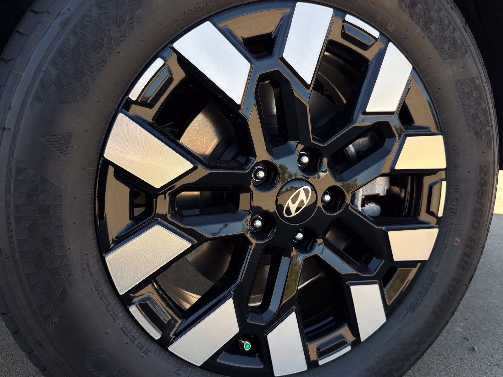 New 2027 Hyundai Santa Cruz SE FWD image 10