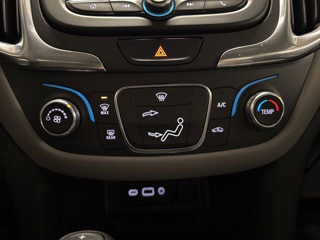 Used 2021 Chevrolet Equinox LS w/ LPO, Floor Liner Package AWD/4WD image 20