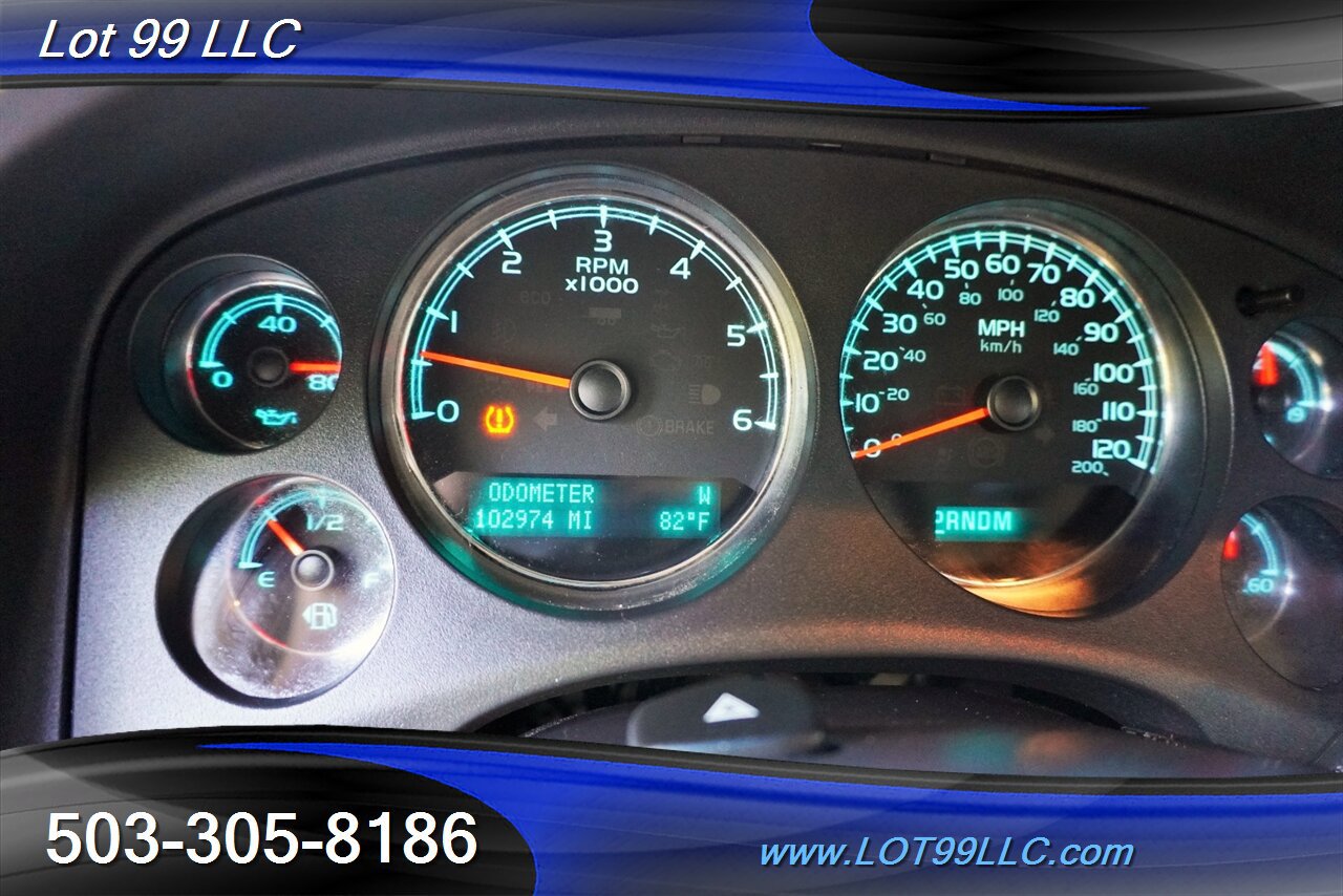 Used 2009 Chevrolet Suburban LT AWD/4WD image 21