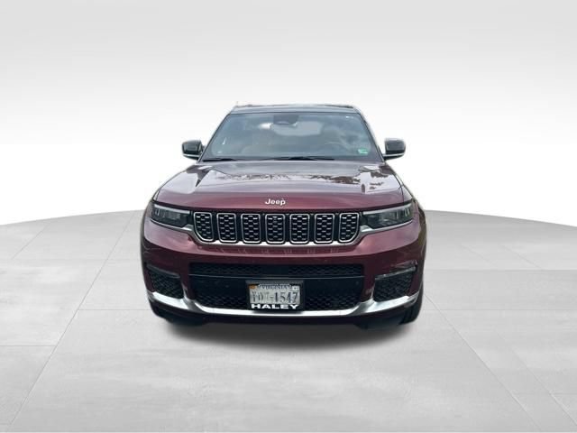 Used 2025 Jeep Grand Cherokee L Summit w/ Luxury Tech Group V AWD/4WD image 2