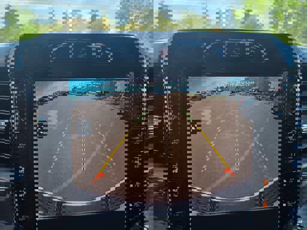 Used 2024 RAM 2500 Laramie image 12