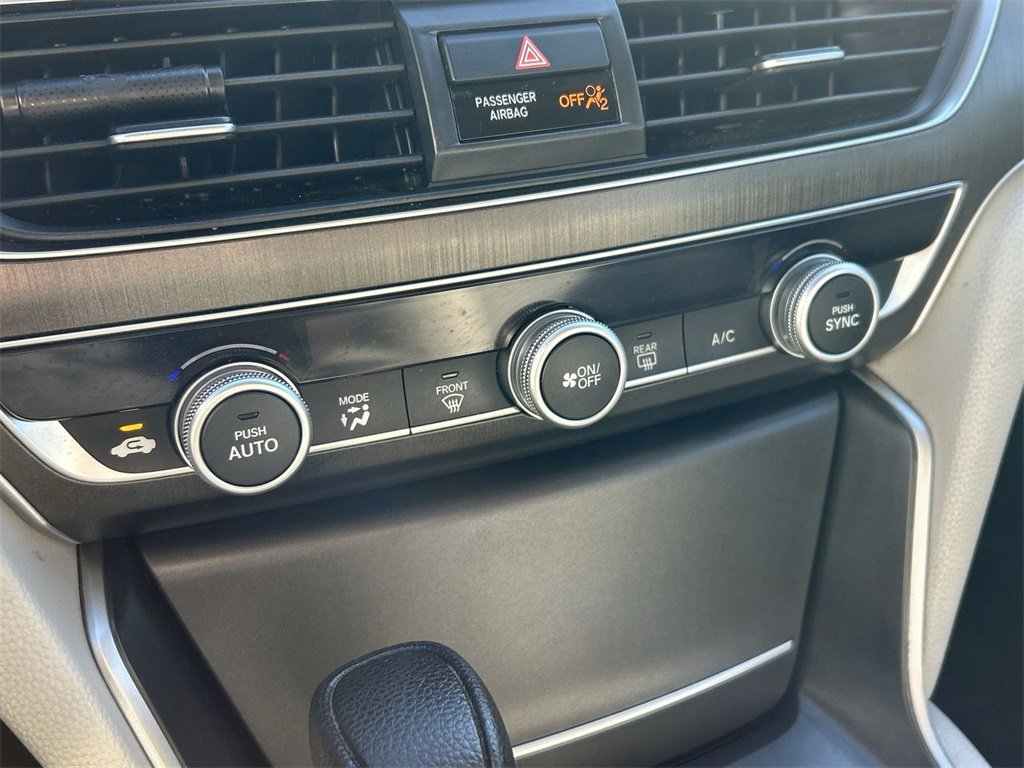 Used 2018 Honda Accord LX image 21