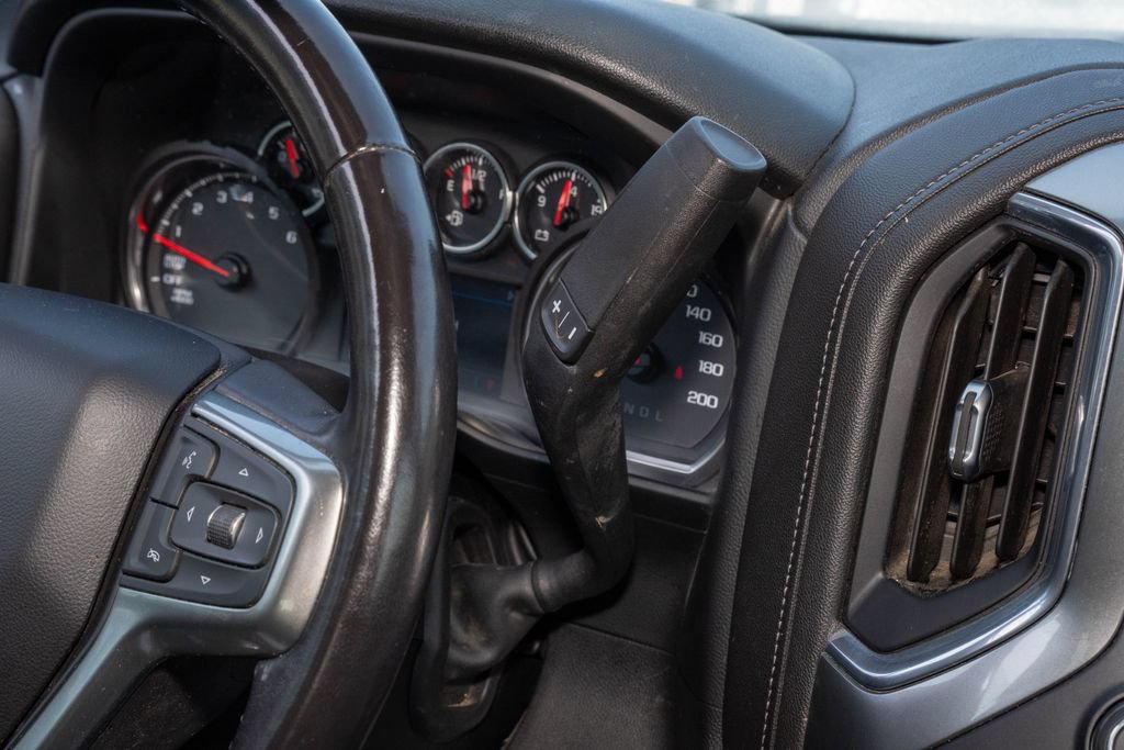 Used 2021 Chevrolet Silverado 1500 LT Trail Boss w/ Convenience Package II AWD/4WD image 24