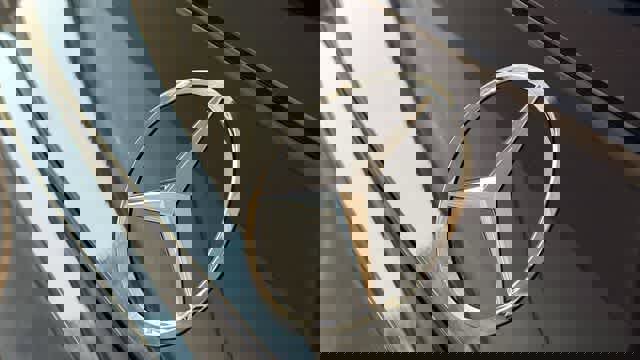 Used 2025 Mercedes-Benz GLC 300 4MATIC image 8