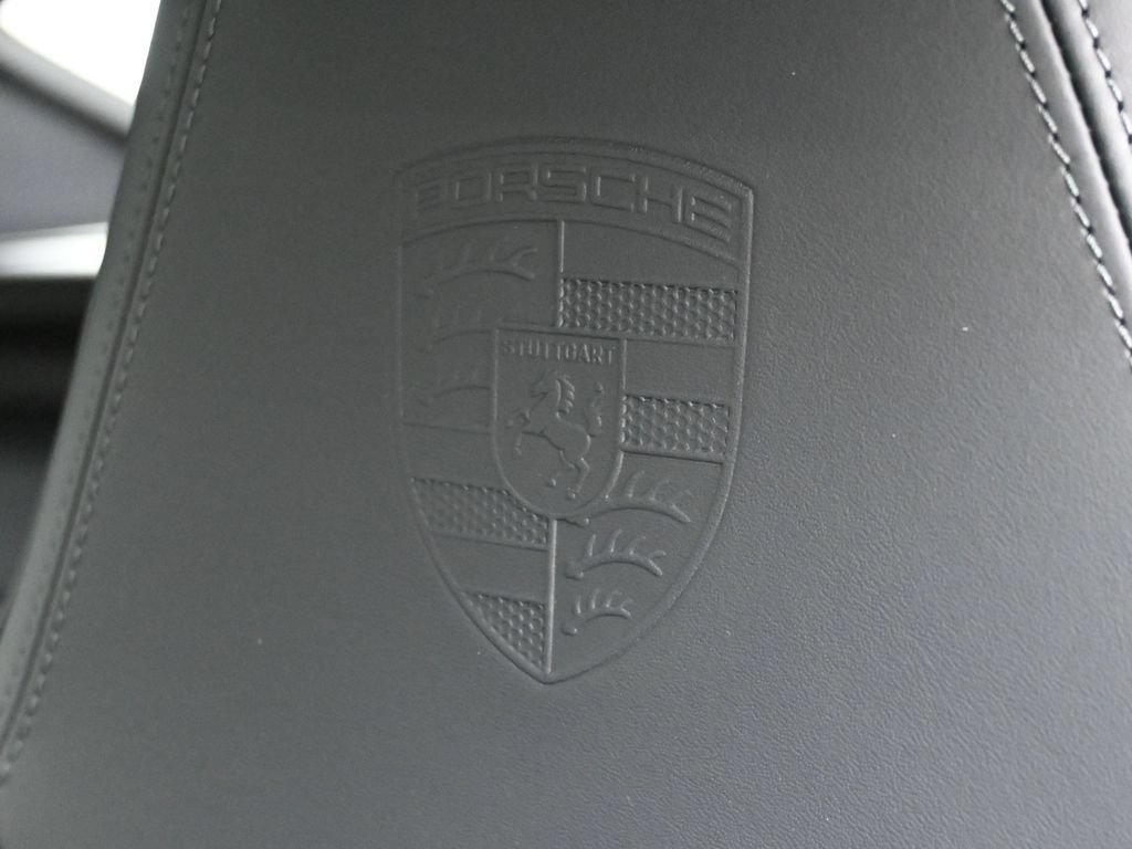 Certified 2025 Porsche 911 Carrera RWD image 23