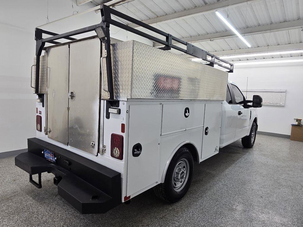 Used 2022 Ford F350 XL w/ Power Equipment Group image 7