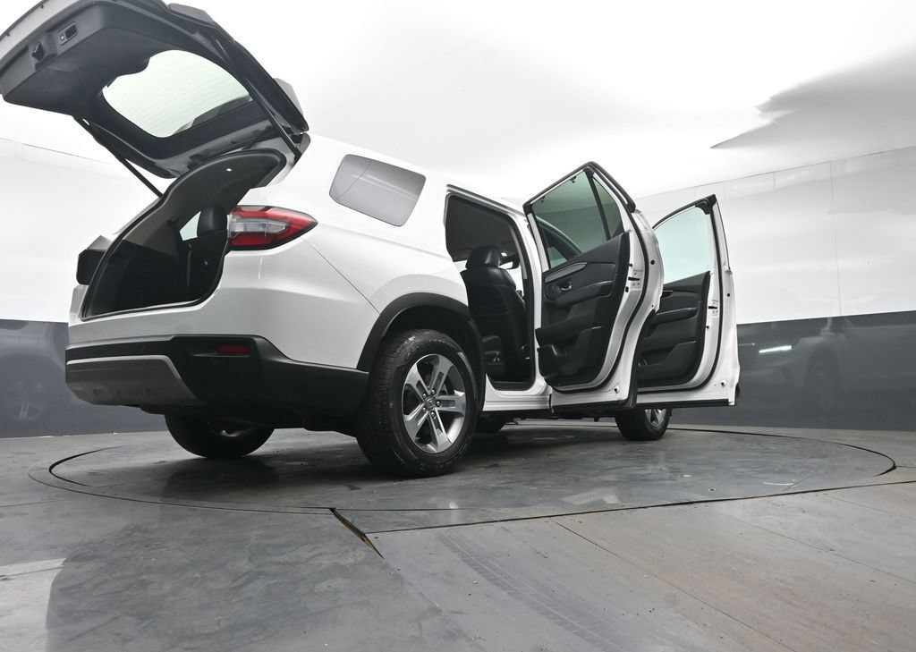 Certified 2023 Honda Pilot EX-L image 52