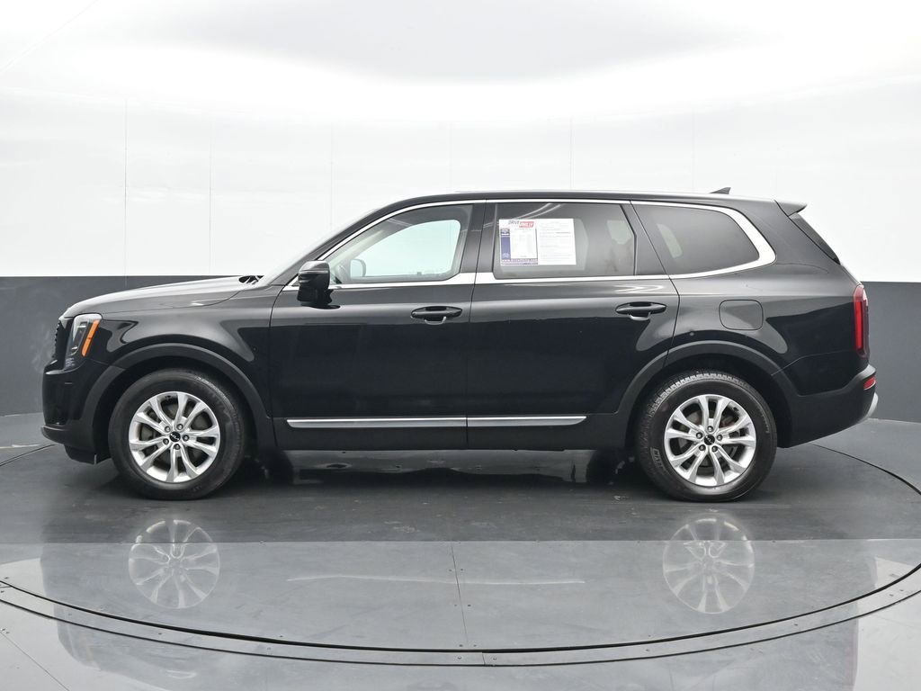 Used 2022 Kia Telluride LX image 3