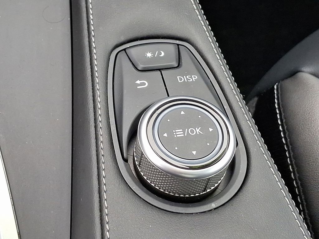 Used 2023 INFINITI QX50 Luxe image 25
