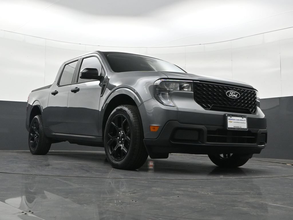 Used 2025 Ford Maverick XLT w/ Equipment Group 301A AWD/4WD image 36