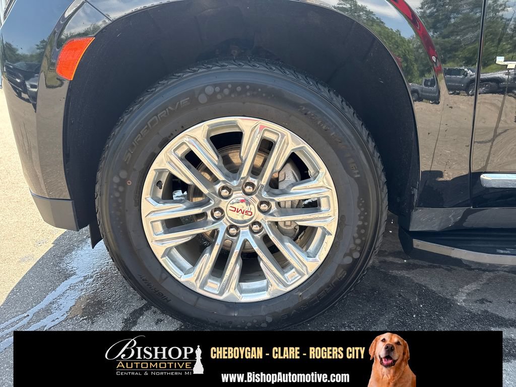 Used 2024 GMC Yukon XL SLT AWD/4WD image 18