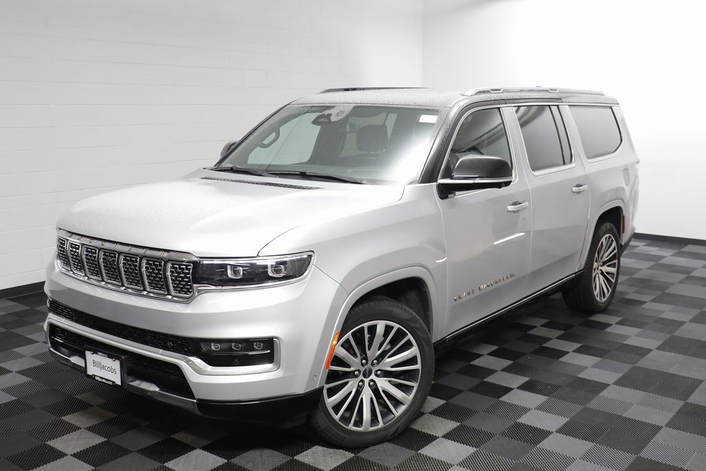 Used 2024 Jeep Grand Wagoneer L Series III image 2