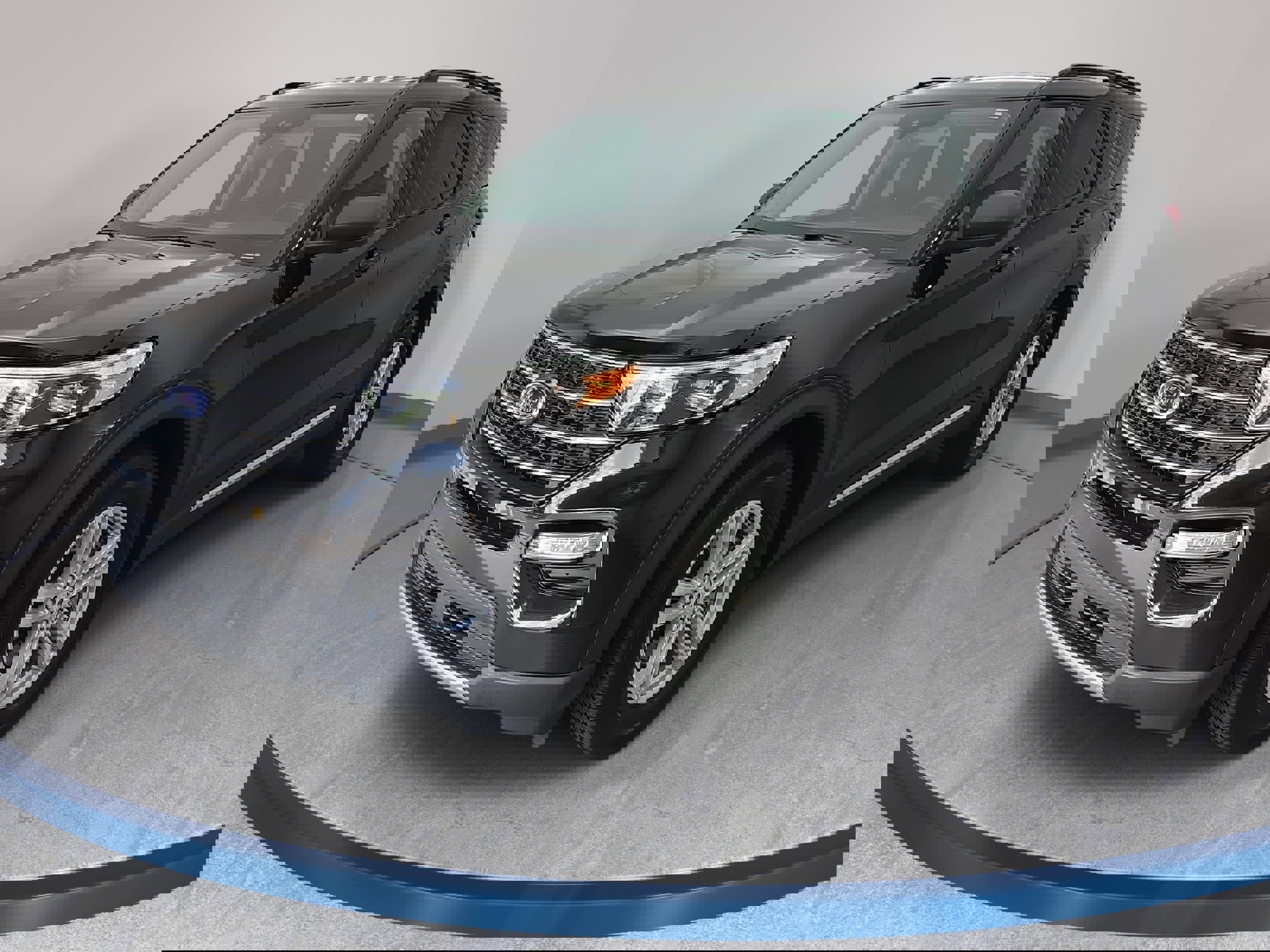 Used 2024 Ford Explorer XLT w/ Equipment Group 202A