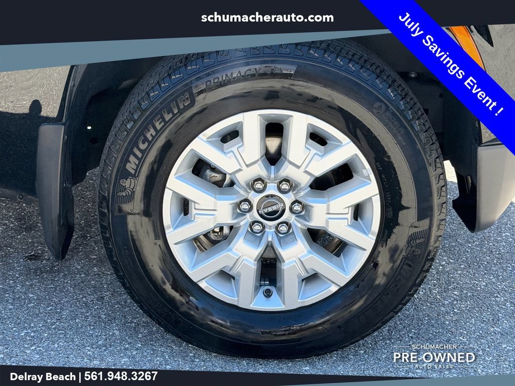 Used 2022 Nissan Frontier SV AWD/4WD image 9