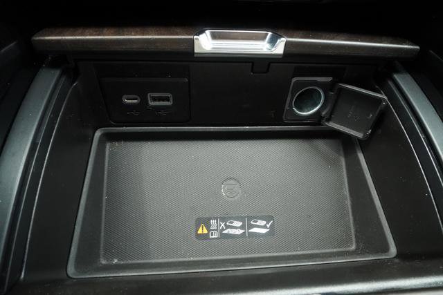 Used 2022 GMC Yukon Denali image 25