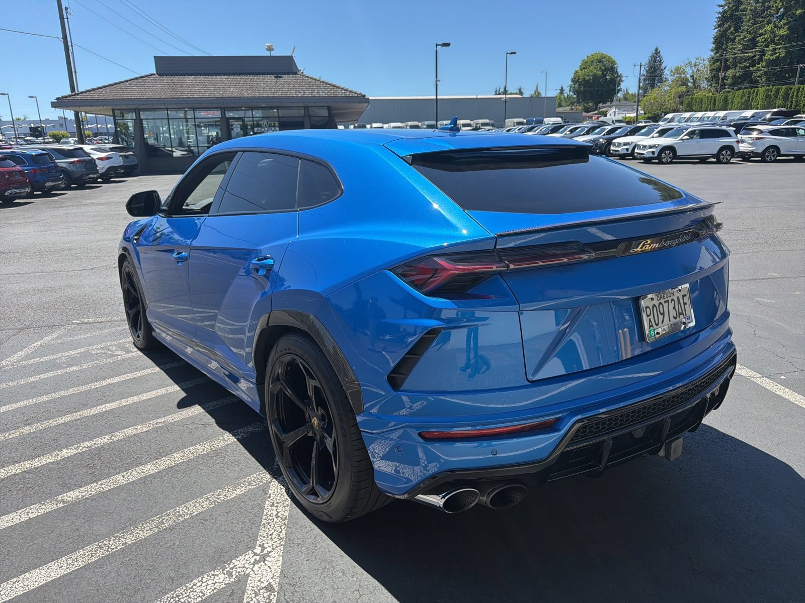 Used 2020 Lamborghini Urus AWD/4WD image 8