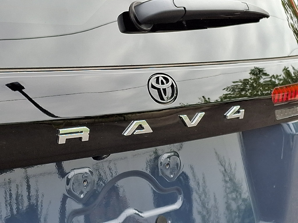Certified 2026 Toyota RAV4 SE AWD/4WD image 32