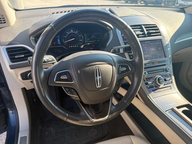 Used 2020 Lincoln MKZ Reserve w/ Elements Package FWD image 10