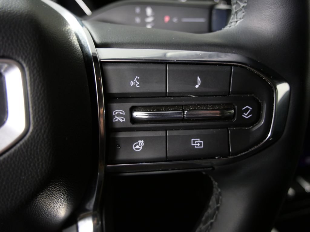 Used 2024 GMC Sierra EV Denali AWD/4WD image 24