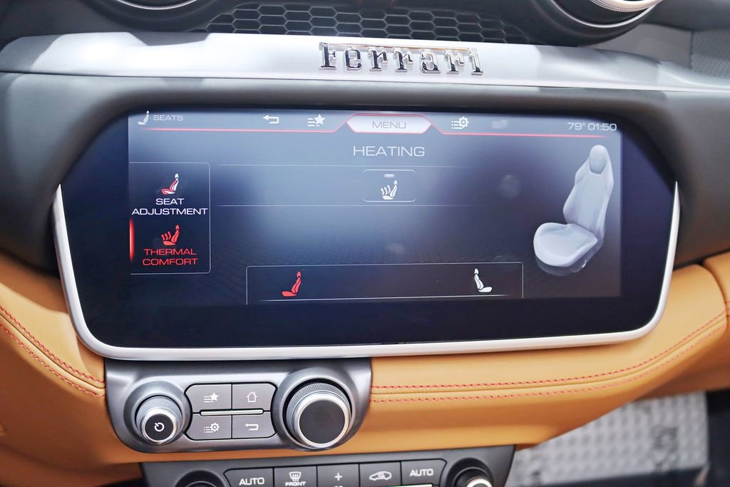 Used 2020 Ferrari Portofino RWD image 28