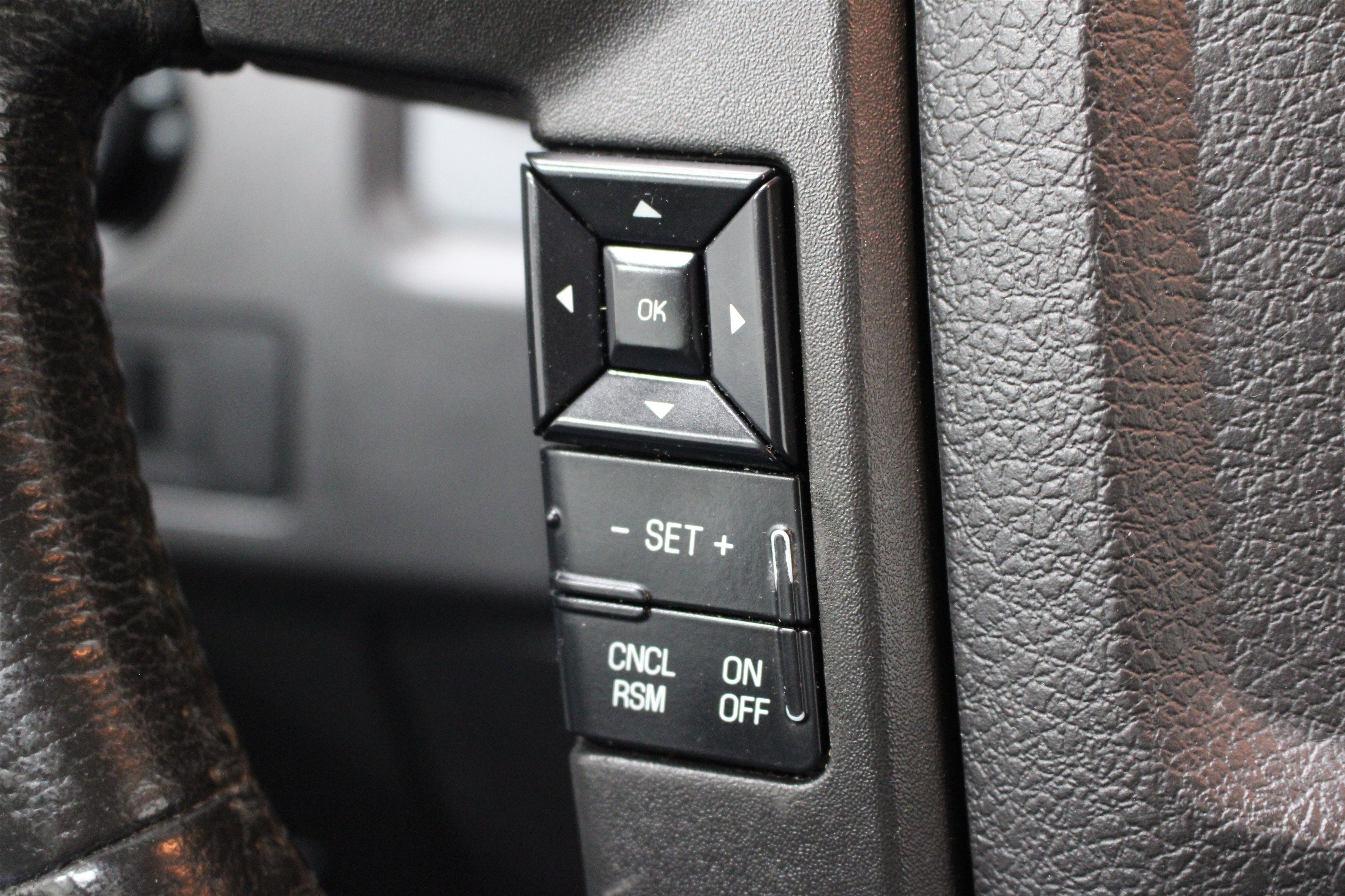 Used 2014 Ford F150 XLT w/ Equipment Group 302A Luxury RWD image 11