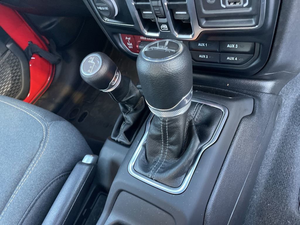 Used 2024 Jeep Gladiator Willys image 26