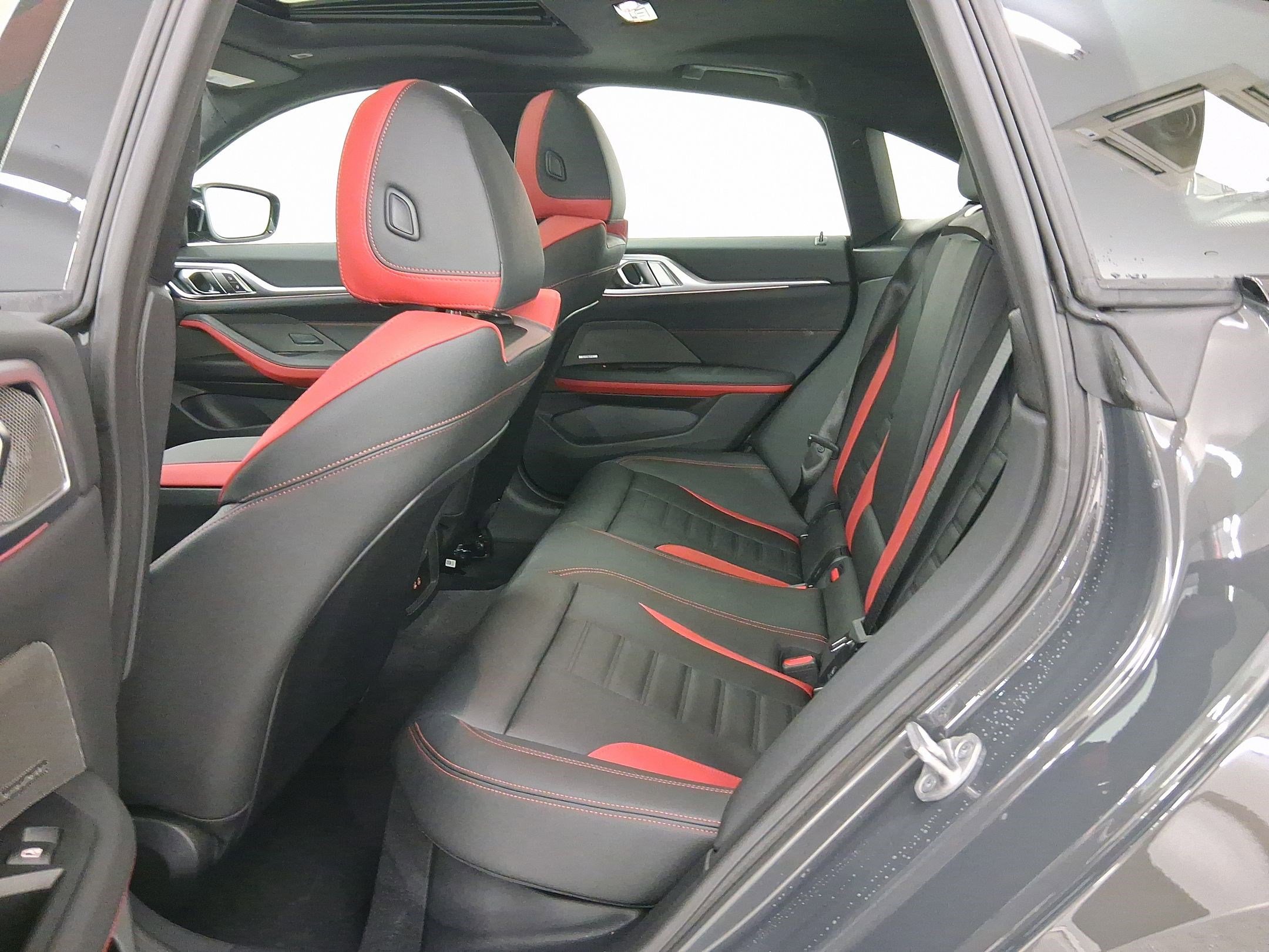 New 2026 BMW 440i xDrive M440i xDrive w/ Premium Package image 12