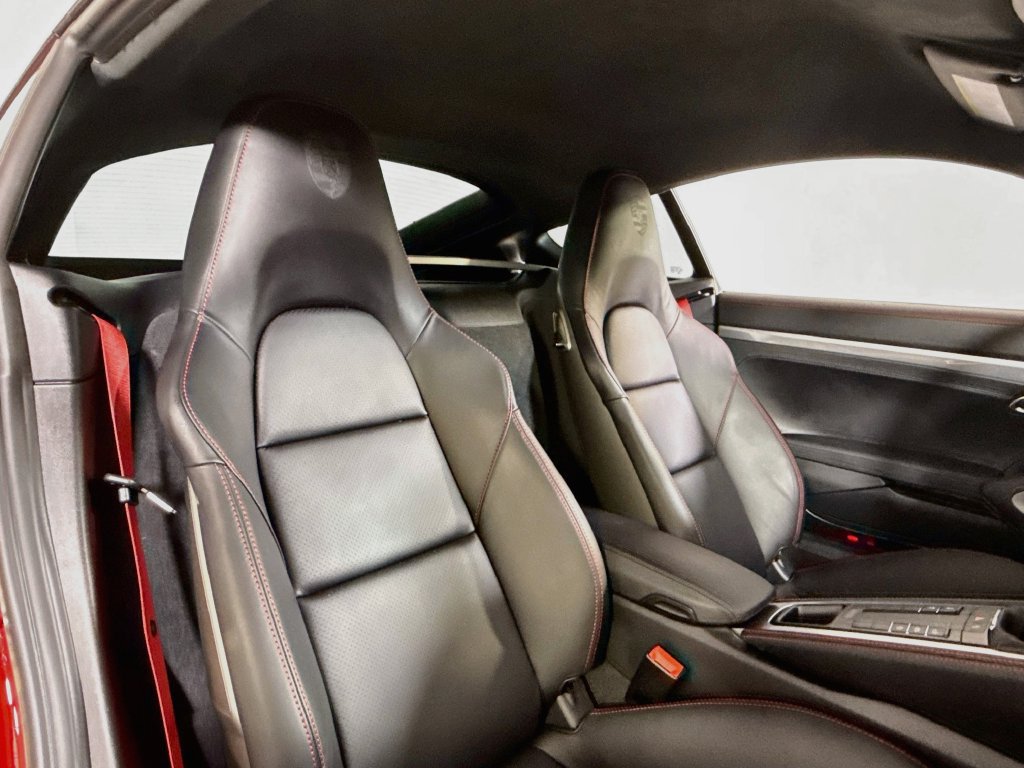 Certified 2024 Porsche 718 Cayman GTS RWD image 18