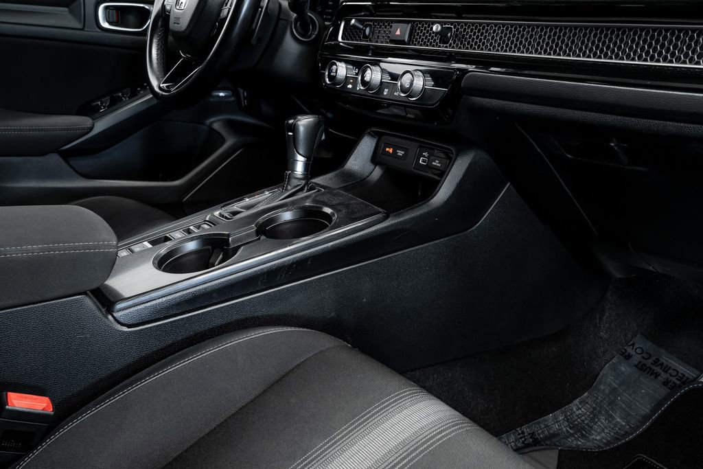 Used 2023 Honda Civic Sport image 28