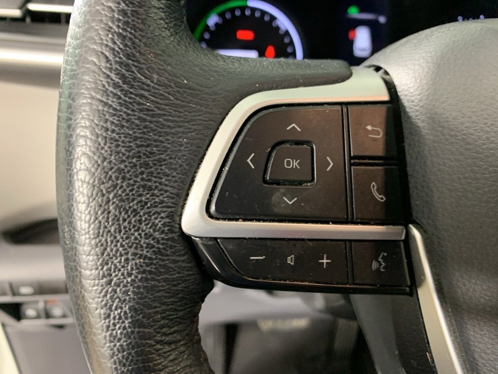 Used 2021 Toyota Sienna XLE w/ XLE Plus Package image 21