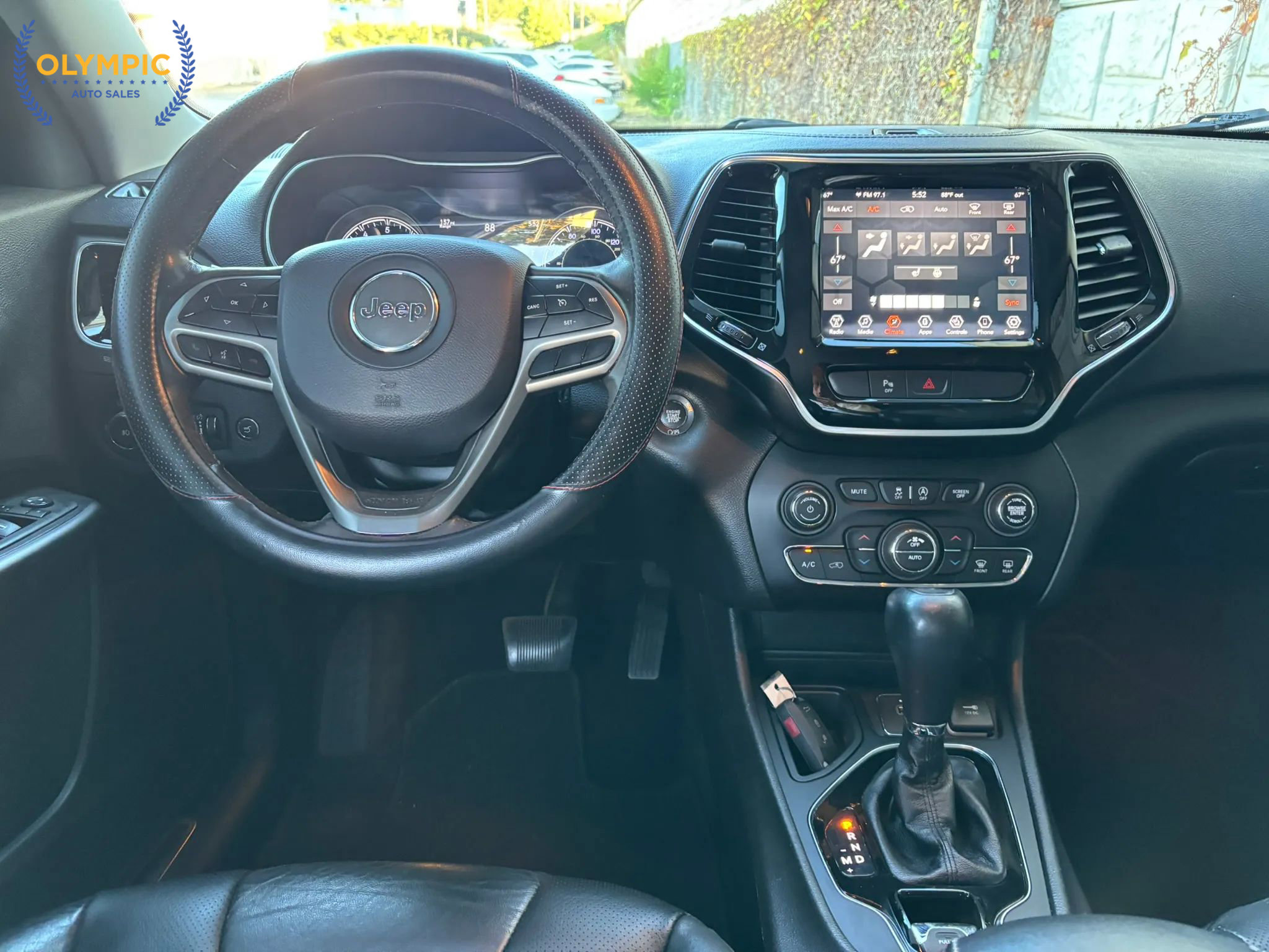 Used 2019 Jeep Cherokee Limited image 20