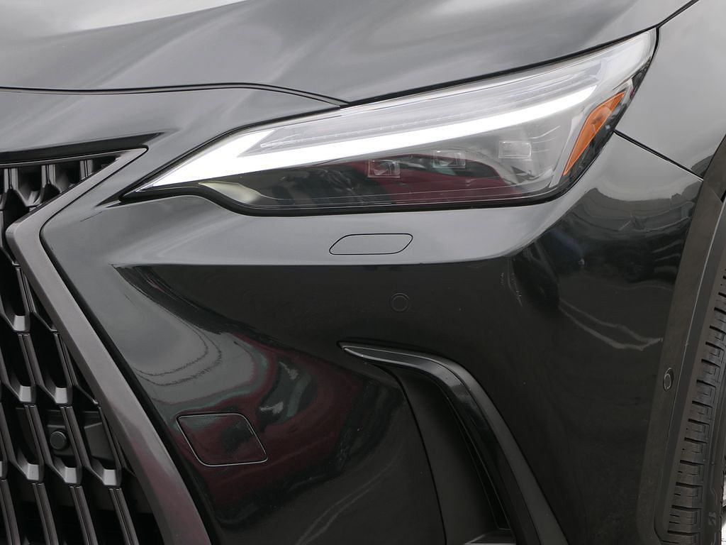 Used 2024 Lexus NX 350h AWD w/ Vision Package image 7