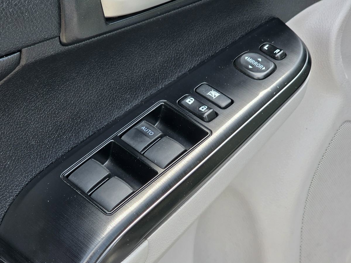 Used 2014 Toyota Camry LE FWD image 22