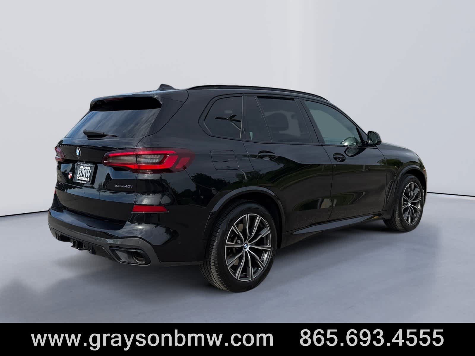 Used 2021 BMW X5 xDrive40i w/ M Sport Package AWD/4WD image 3