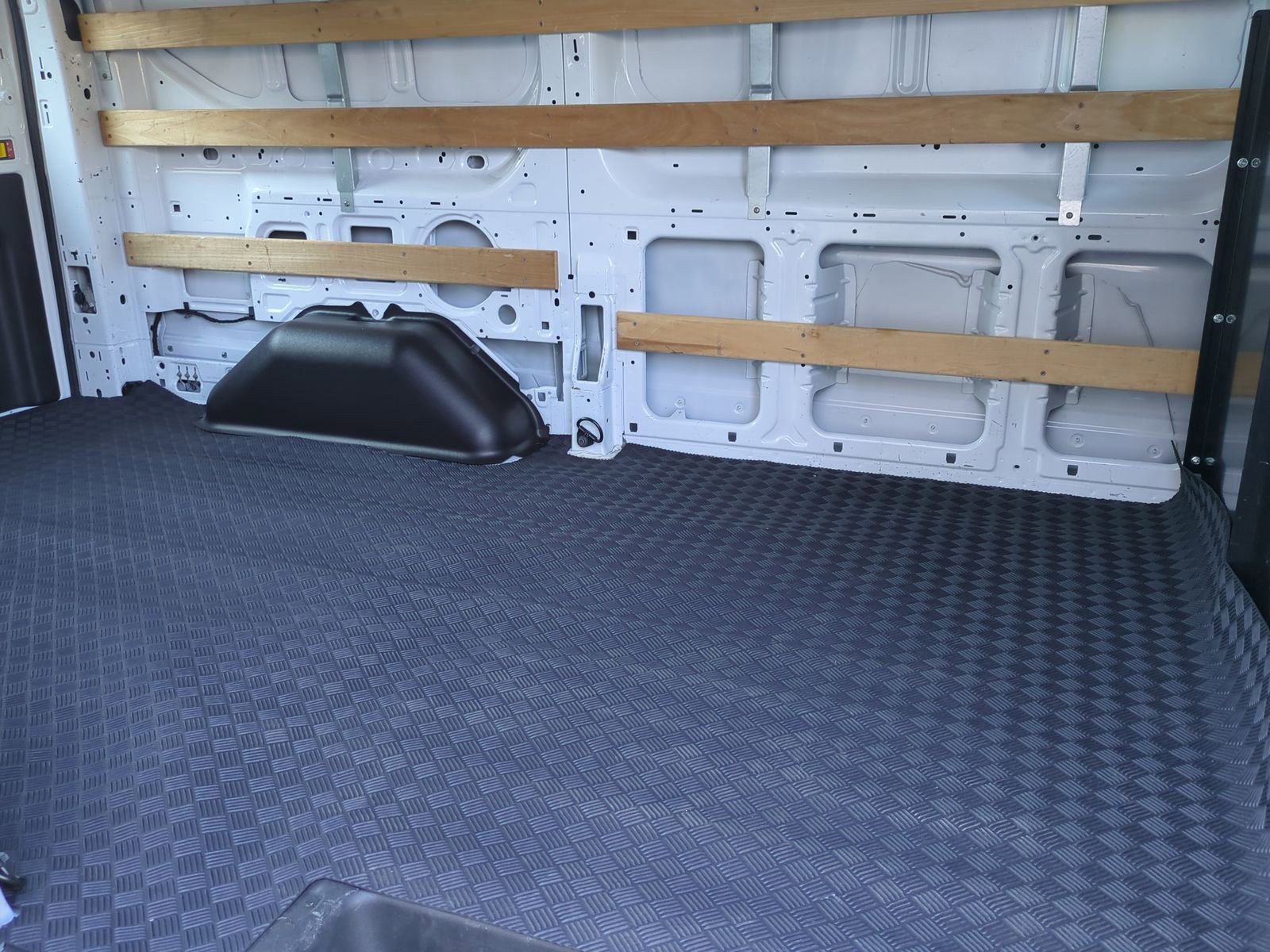 Used 2024 Ford Transit 250 Low Roof w/ Exterior Upgrade Package image 22