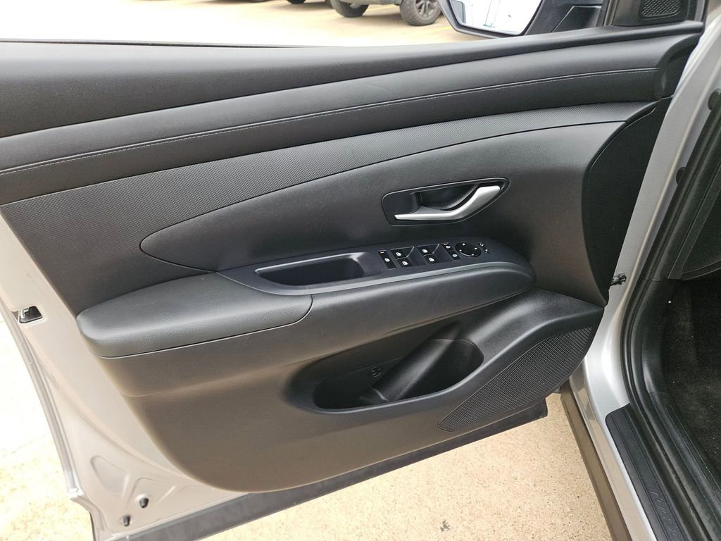 Used 2025 Hyundai Tucson SEL image 14