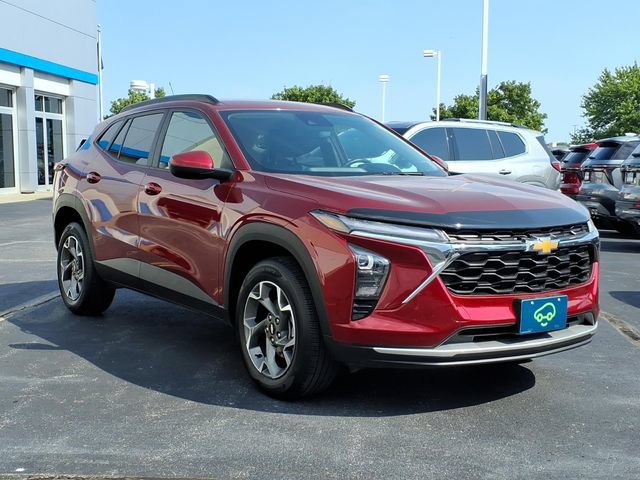 Certified 2024 Chevrolet Trax LT w/ Driver Confidence Package FWD image 3