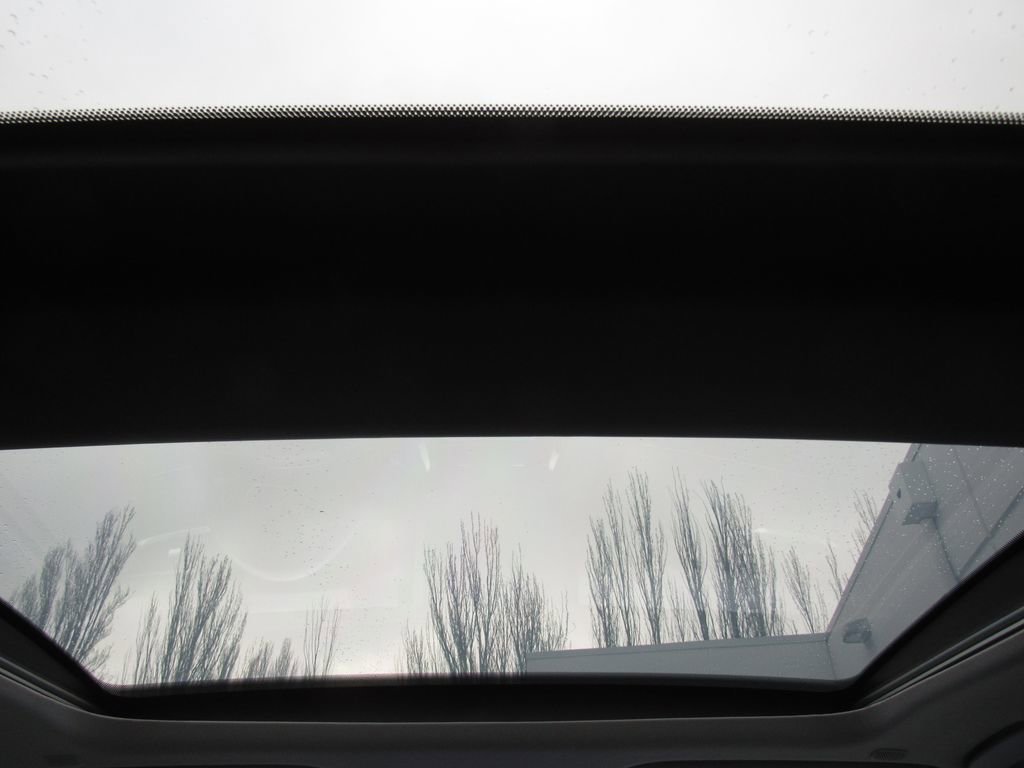 Certified 2024 Toyota Venza Limited image 27