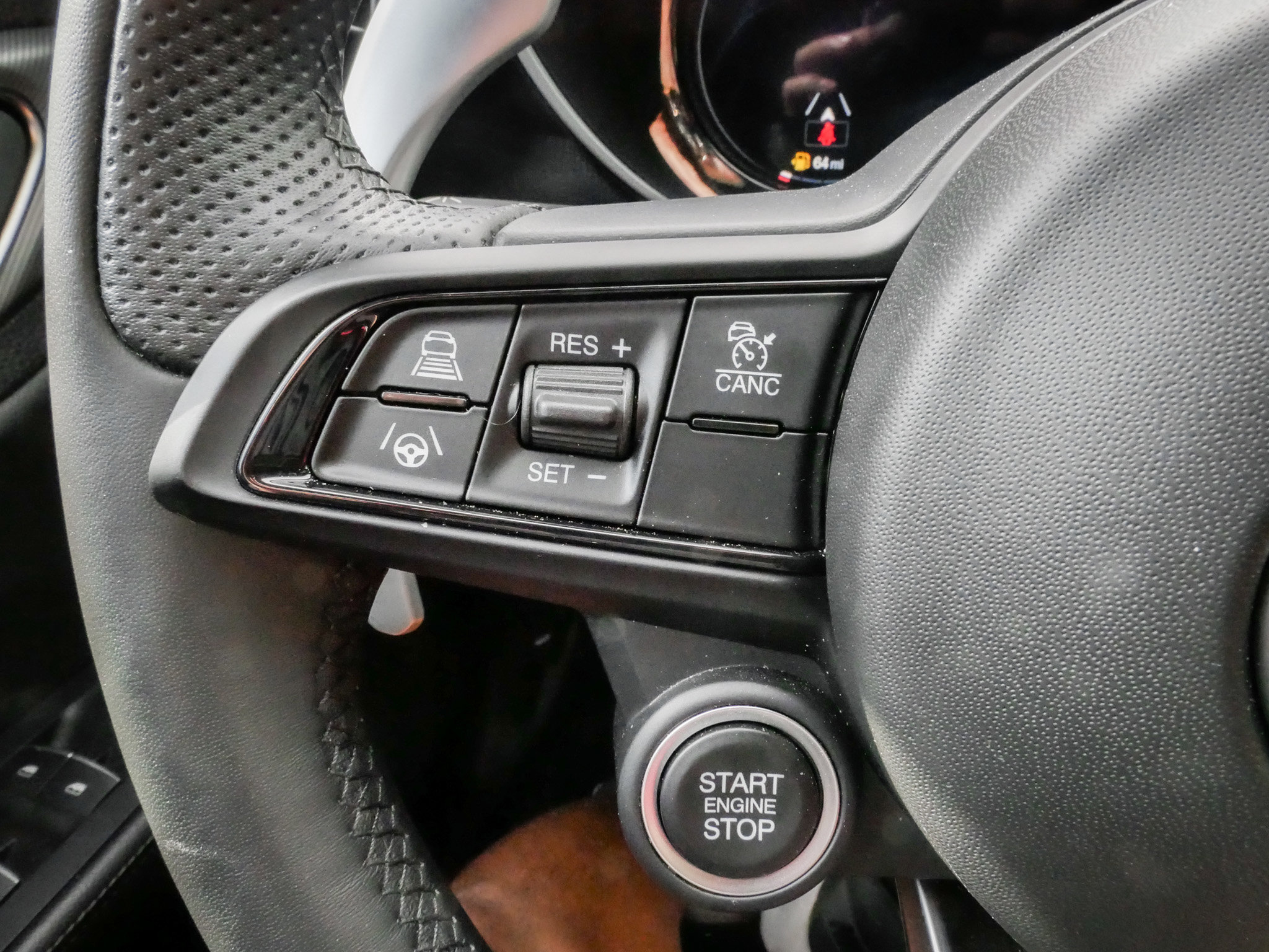 Used 2024 Alfa Romeo Giulia Veloce image 19